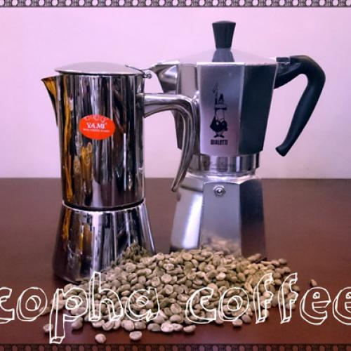 Pha cà phê bằng bình Moka Express